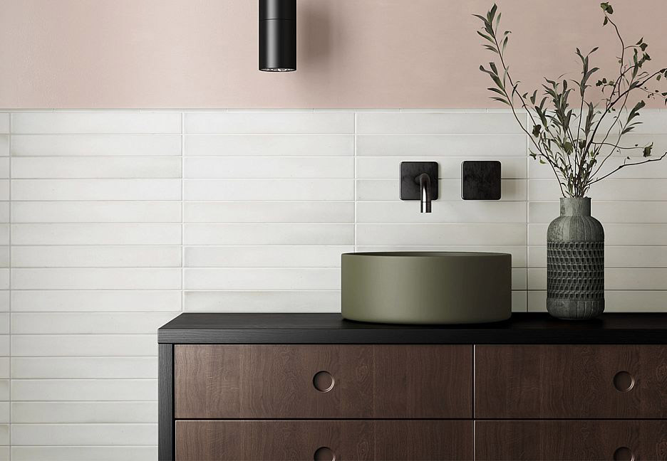 Зона для умывания в пастельных тонах