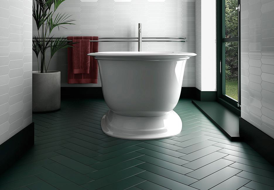 Ванная в природном стиле с растением