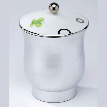 THG CAPUCINE VERT DECOR PLATINE Китайская лакированная коробка с белой керамической крышкой &Oslash;126 мм., middle size, декор платина/зеленый, цвет: белый