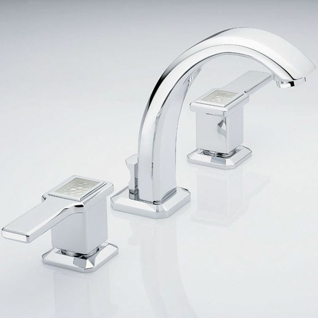 THG M&eacute;tropolis &agravee; manettes cristal clair Смеситель для раковины, на 3 отв., цвет: хром/прозрачный хрусталь