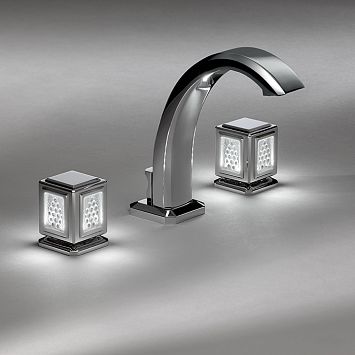 THG M&eacute;tropolis cristal clair Смеситель для раковины на 3 отверстия, ручки с подсветкой, с донным клапаном, цвет: хром