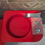 EXPO Salini Ninfea Раковина напольная 545х447хh850мм с дон.клап., матовая в цвете RAL № 3002. Декор. вставка из матер.S-Shine в черном цвет. S-Stone купить в Москве: интернет-магазин StudioArdo